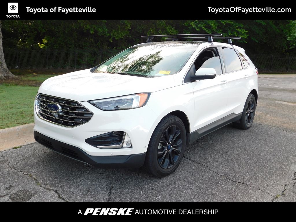 2020 Ford Edge Titanium's photo
