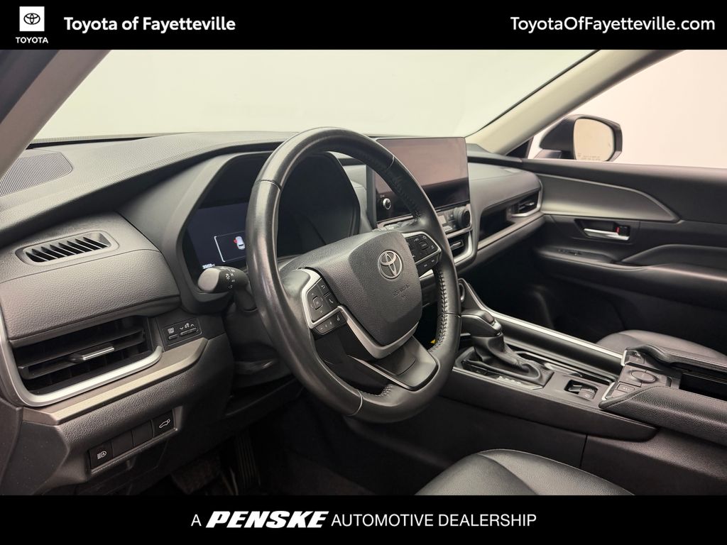 2025 Toyota Grand Highlander LE - Photo 19