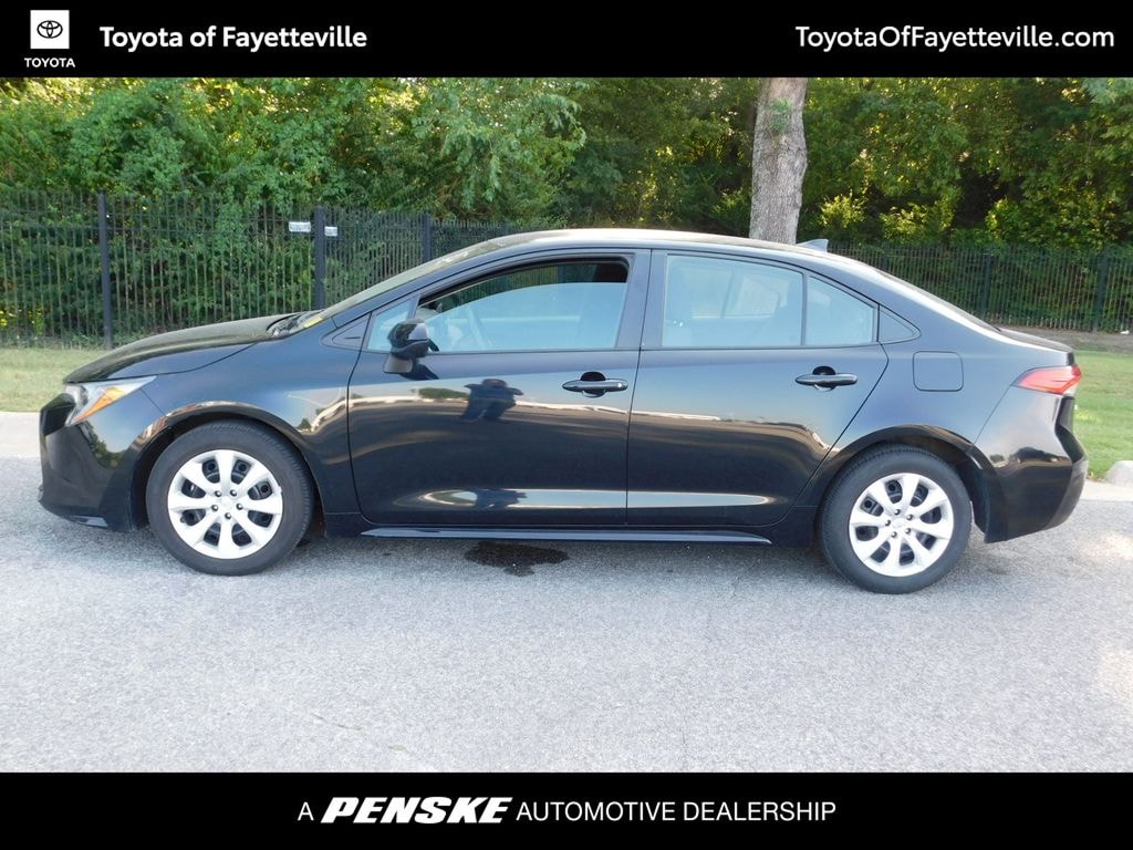 Used 2025 Toyota Corolla LE Sedan