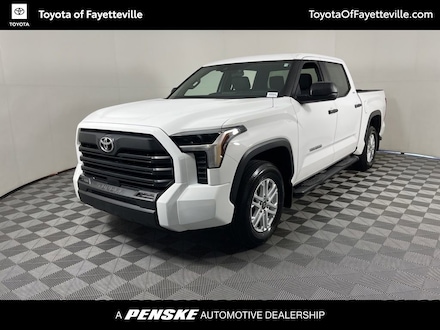 Pre-Owned 2025 Toyota Tundra SR5 Truck CrewMax 4x2 2025 Toyota Tundra SR5 Truck CrewMax