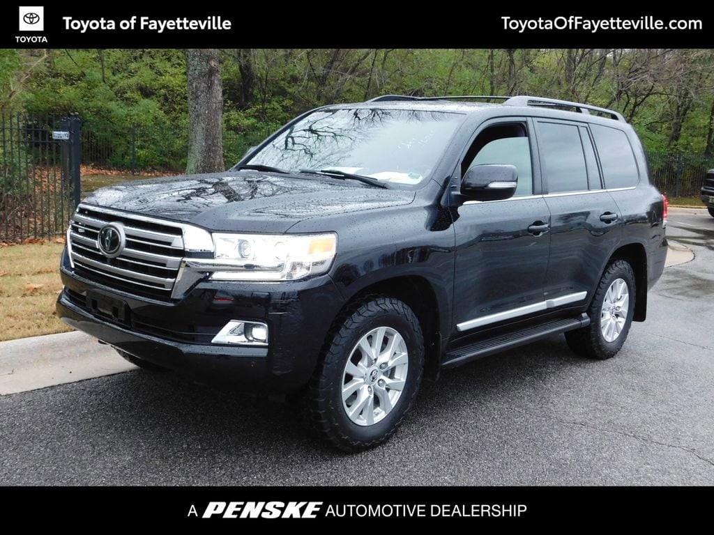 2017 Toyota Land Cruiser SUV 