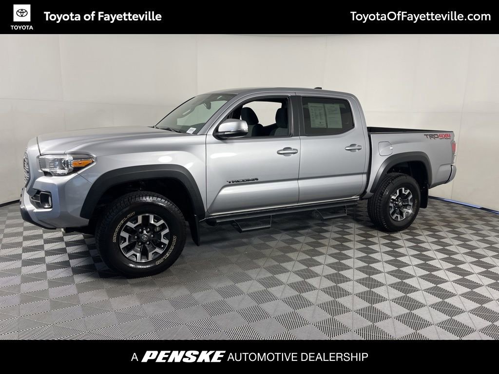 2020 Toyota Tacoma TRD Off-Road photo 2