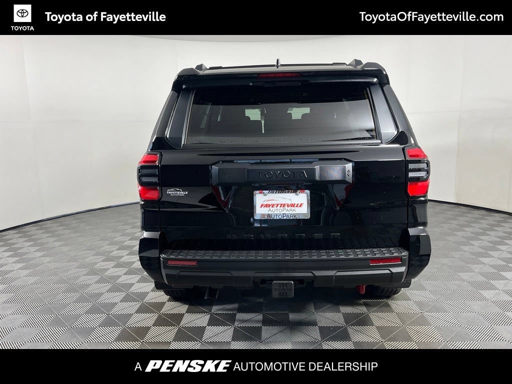 New 2026 Toyota 4Runner SR5 4WD SR5
