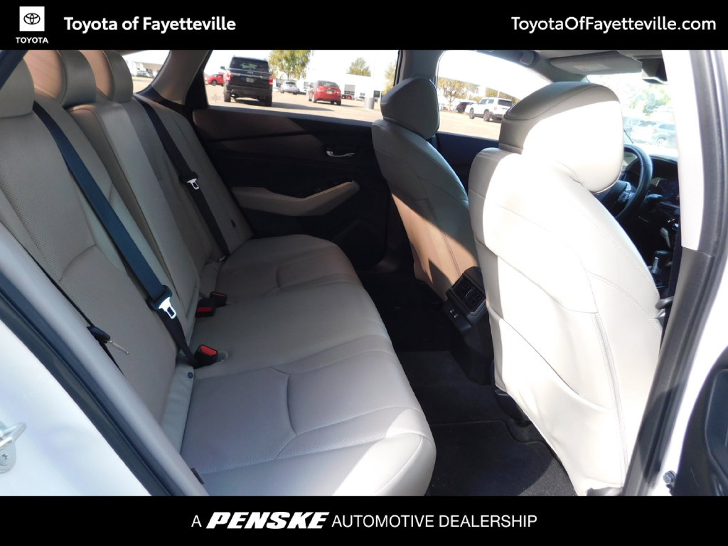 2023 Honda Accord Hybrid Touring - Photo 6