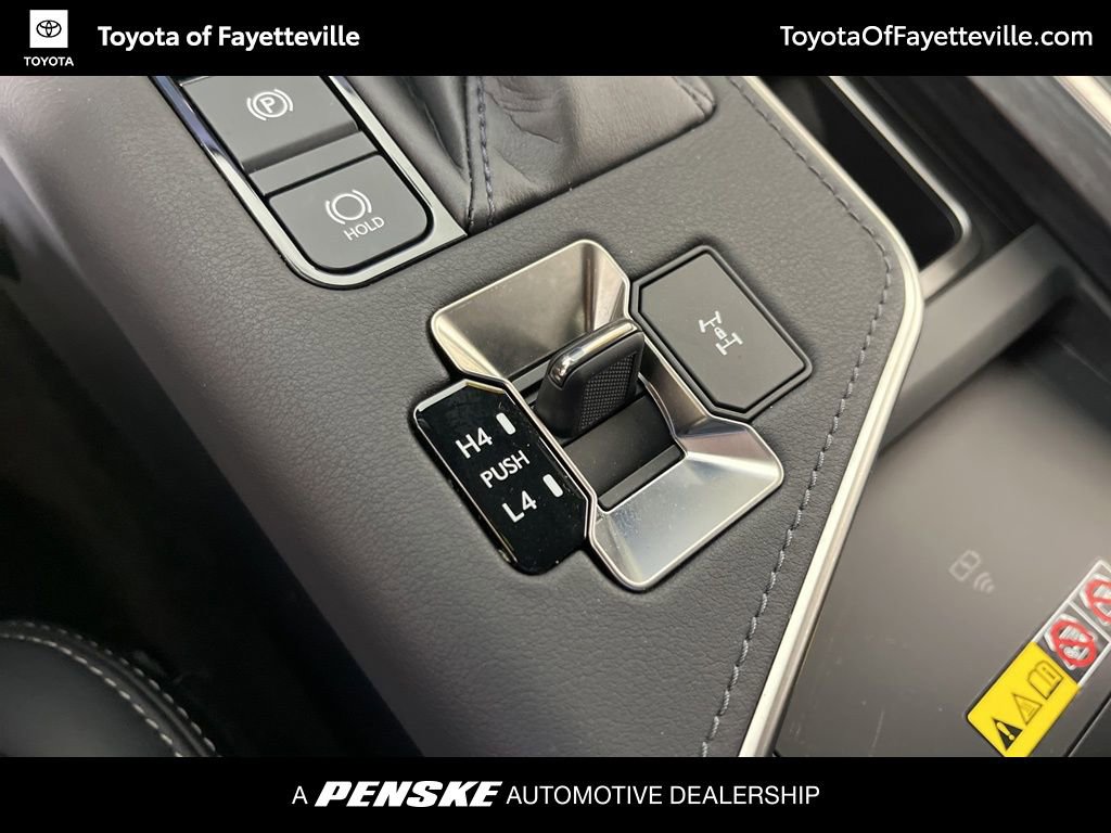 2024 Lexus GX Luxury - Photo 34