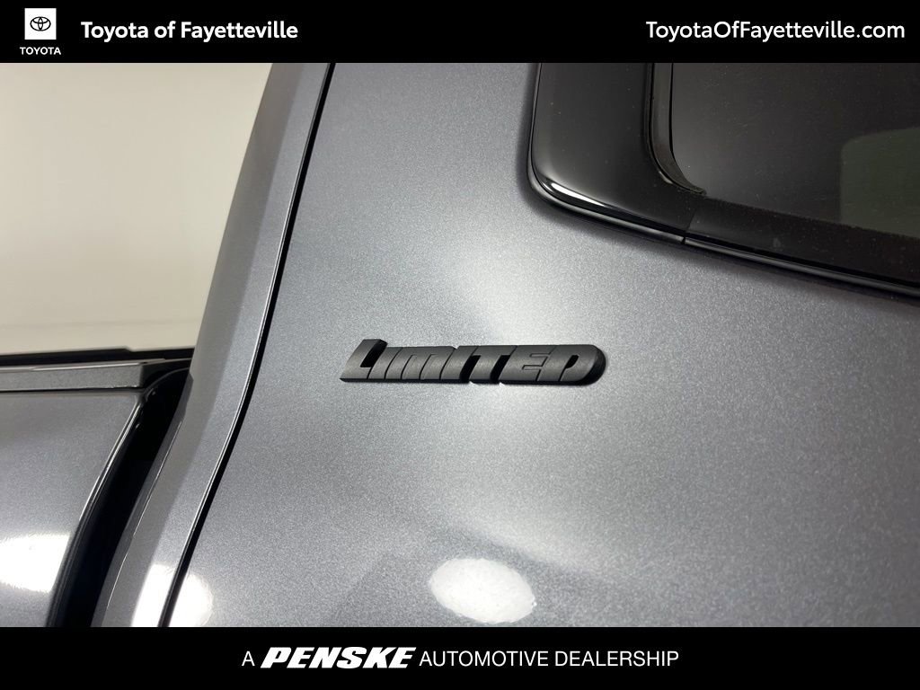 2026 Toyota Tundra Limited - Photo 9