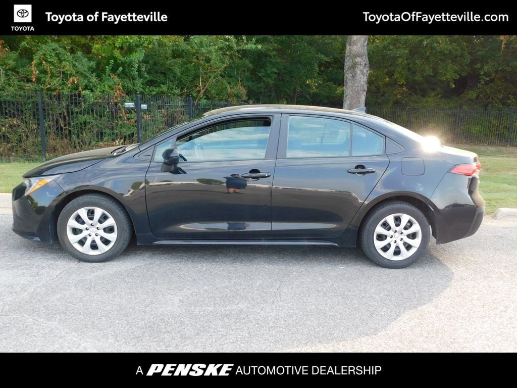 Used 2023 Toyota Corolla LE with VIN 5YFB4MDE6PP070645 for sale in Northfield, Minnesota