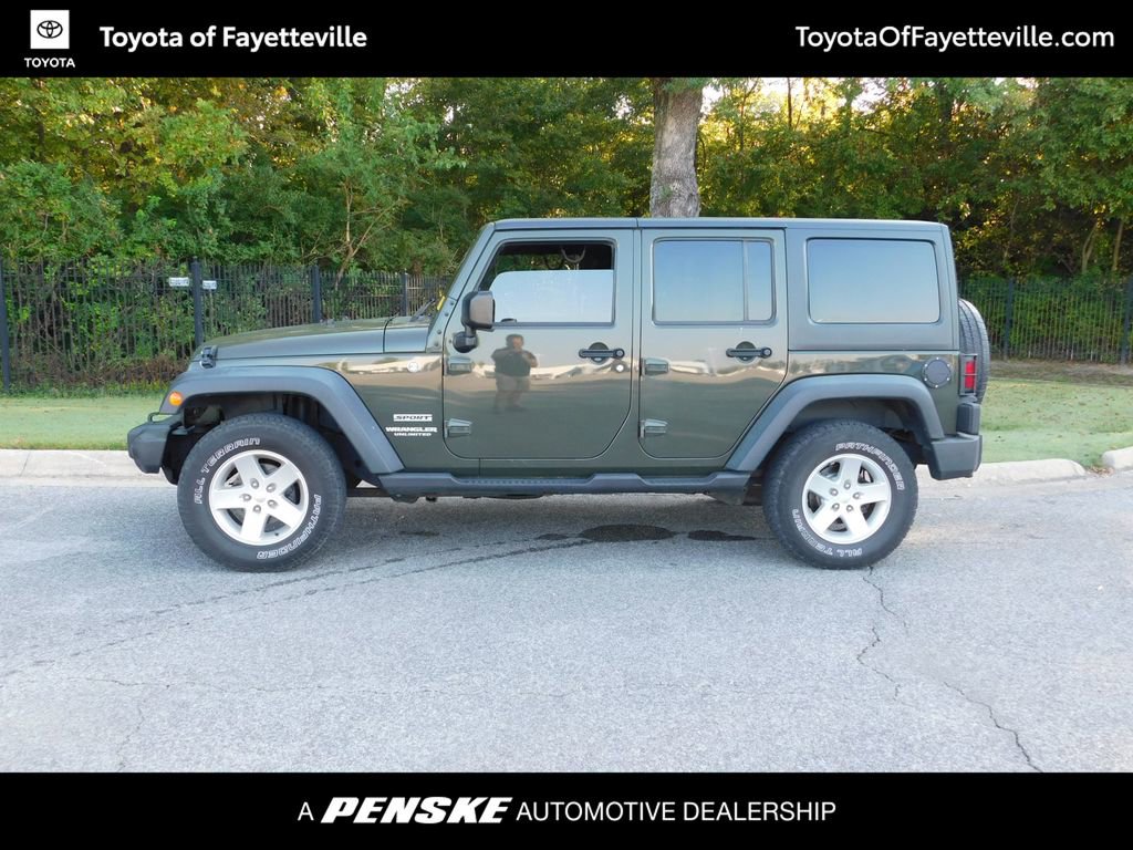2015 Jeep Wrangler Unlimited Sport photo 2