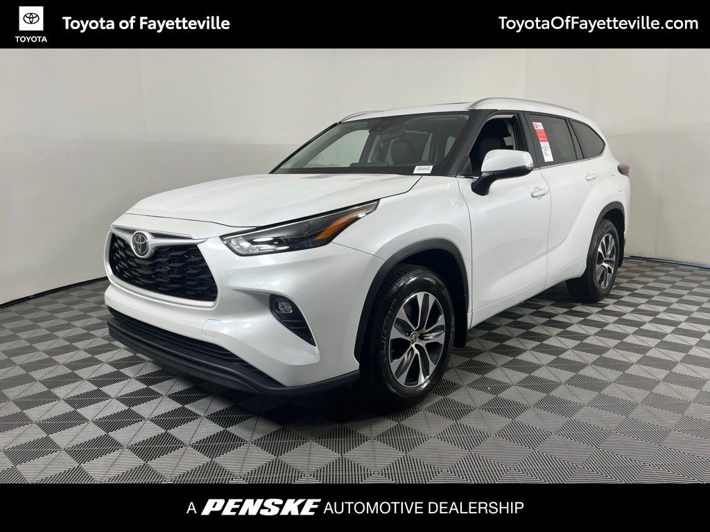 Used 2026 Toyota Highlander XLE SUV