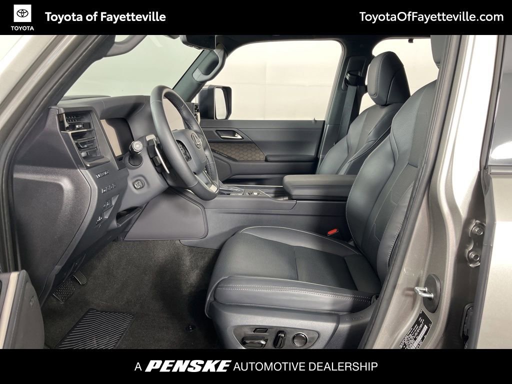 2024 Lexus GX Luxury - Photo 23