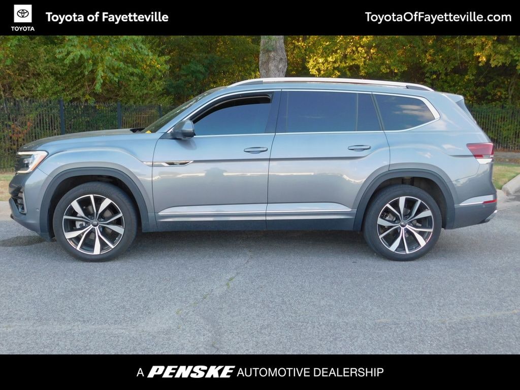 Used 2025 Volkswagen Atlas 2.0T SEL Premium R-Line SUV