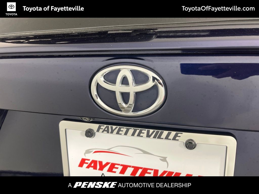 2024 Toyota RAV4 XLE - Photo 17
