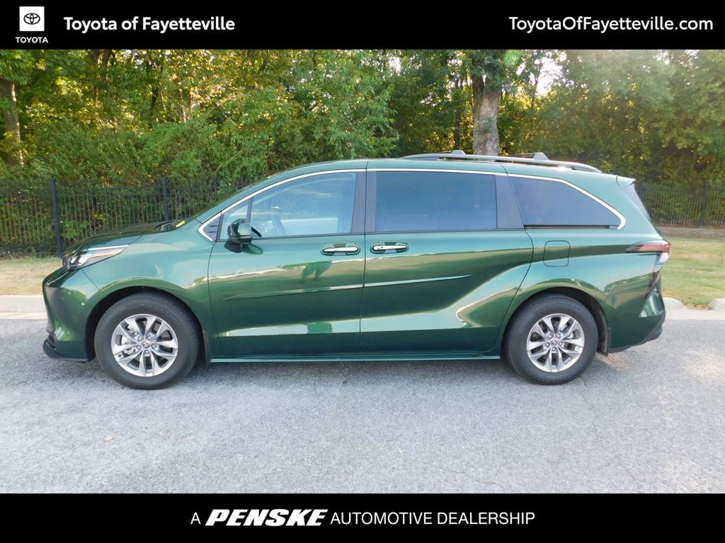 Used 2026 Toyota Sienna XLE Van Passenger Van