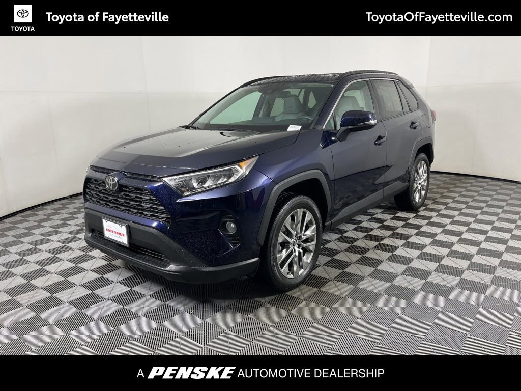2021 Toyota RAV4 XLE Premium's photo