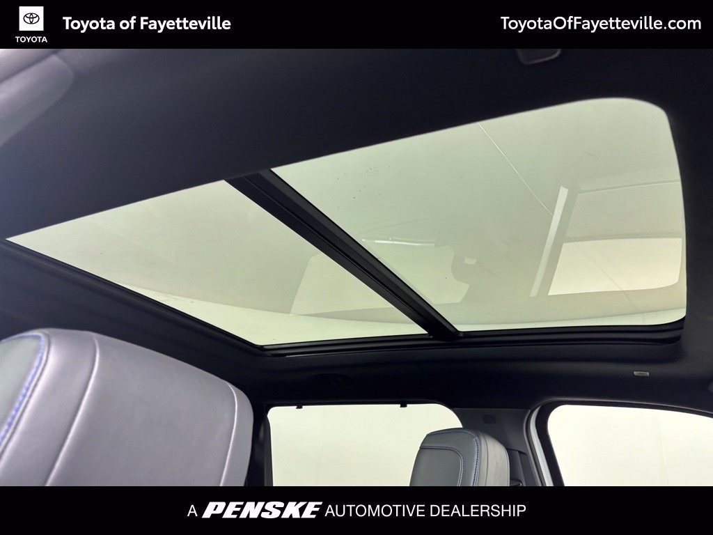 New 2026 Toyota Tundra i-FORCE MAX Platinum PLATINUM CREWMAX 5.5