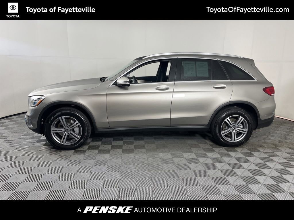 2021 Mercedes Benz GLC 300 photo 2