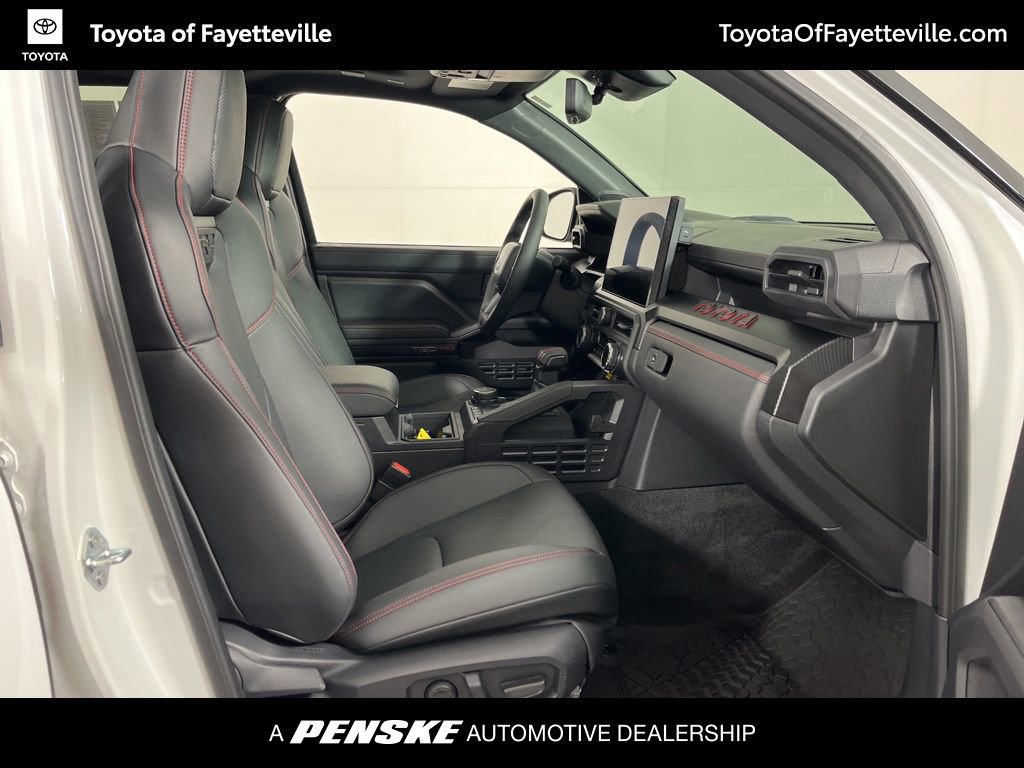 2025 Toyota Tacoma TRD Pro - Photo 6