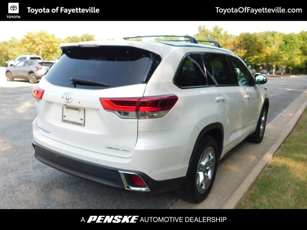 Used 2017 Toyota Highlander Limited SUV