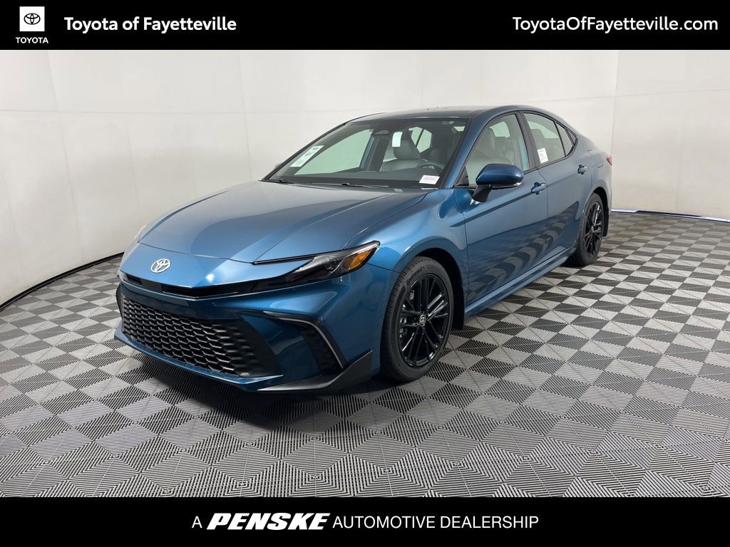 2026 Toyota Camry SE's photo