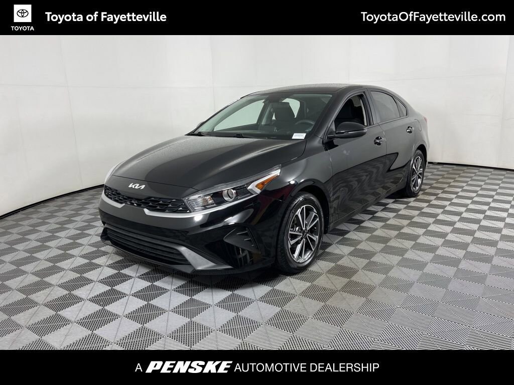 Used 2023 Kia Forte LXS Sedan