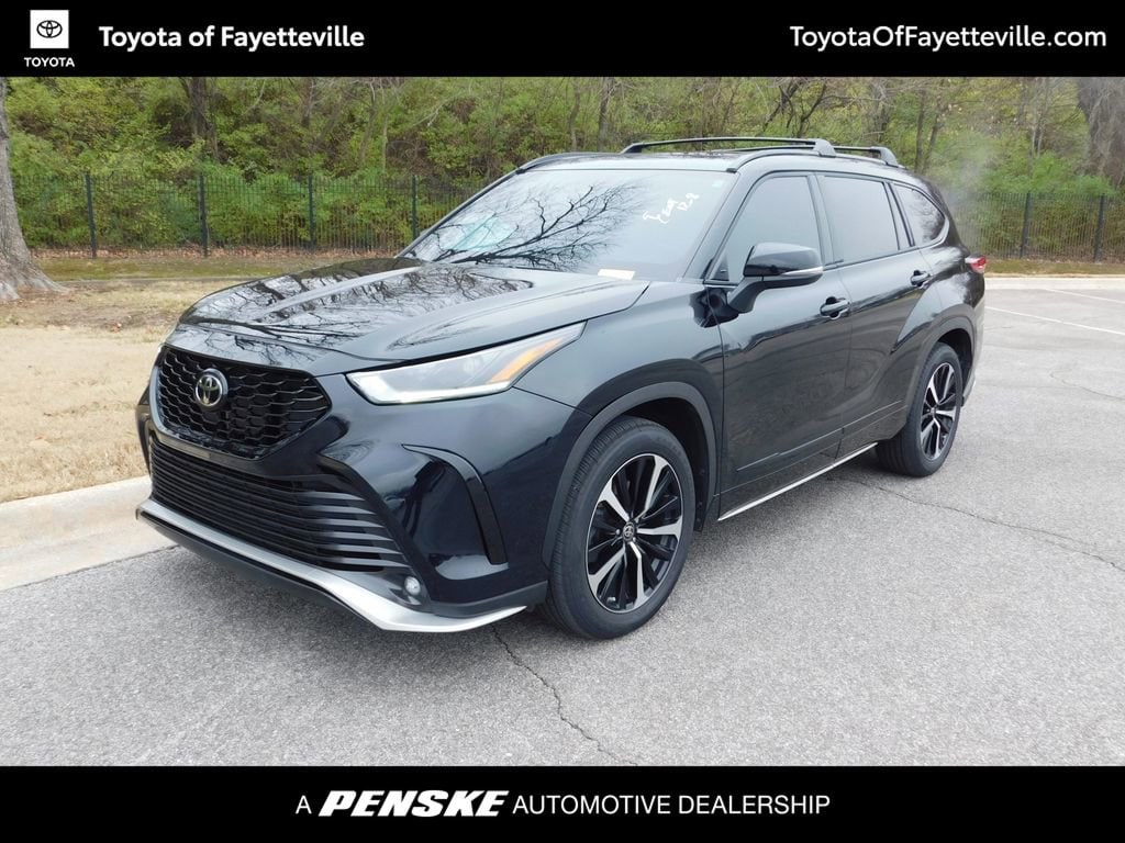 Used 2022 Toyota Highlander XSE SUV