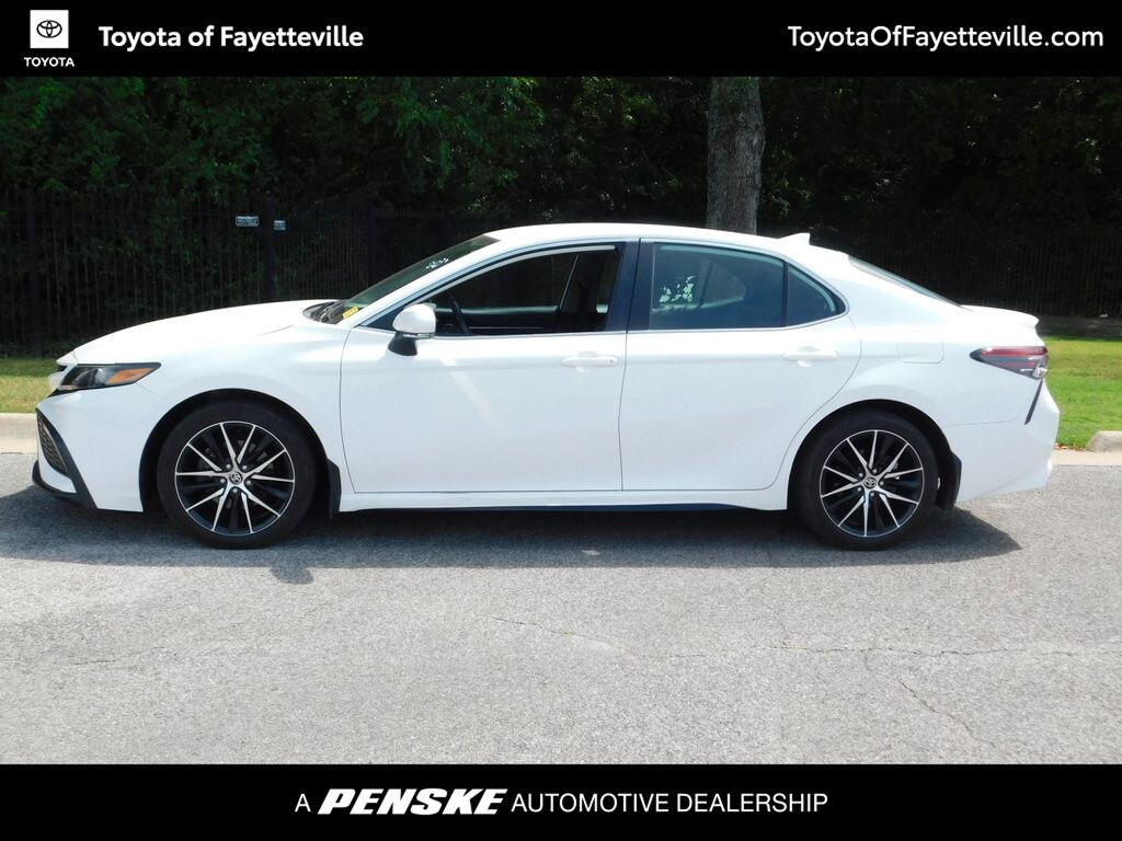 Used 2023 Toyota Camry SE Sedan