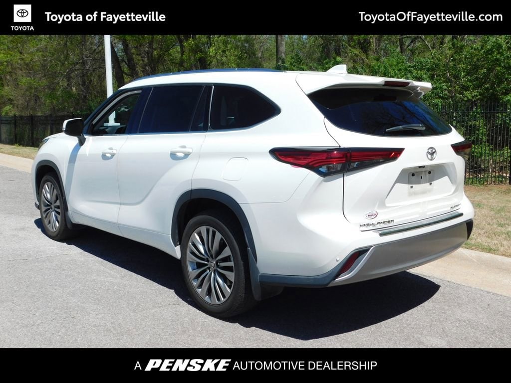 Used 2021 Toyota Highlander Platinum SUV