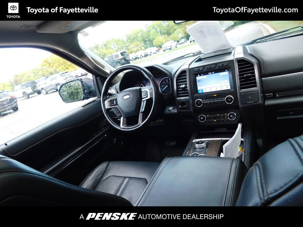 2019 Ford Expedition MAX Platinum photo 3