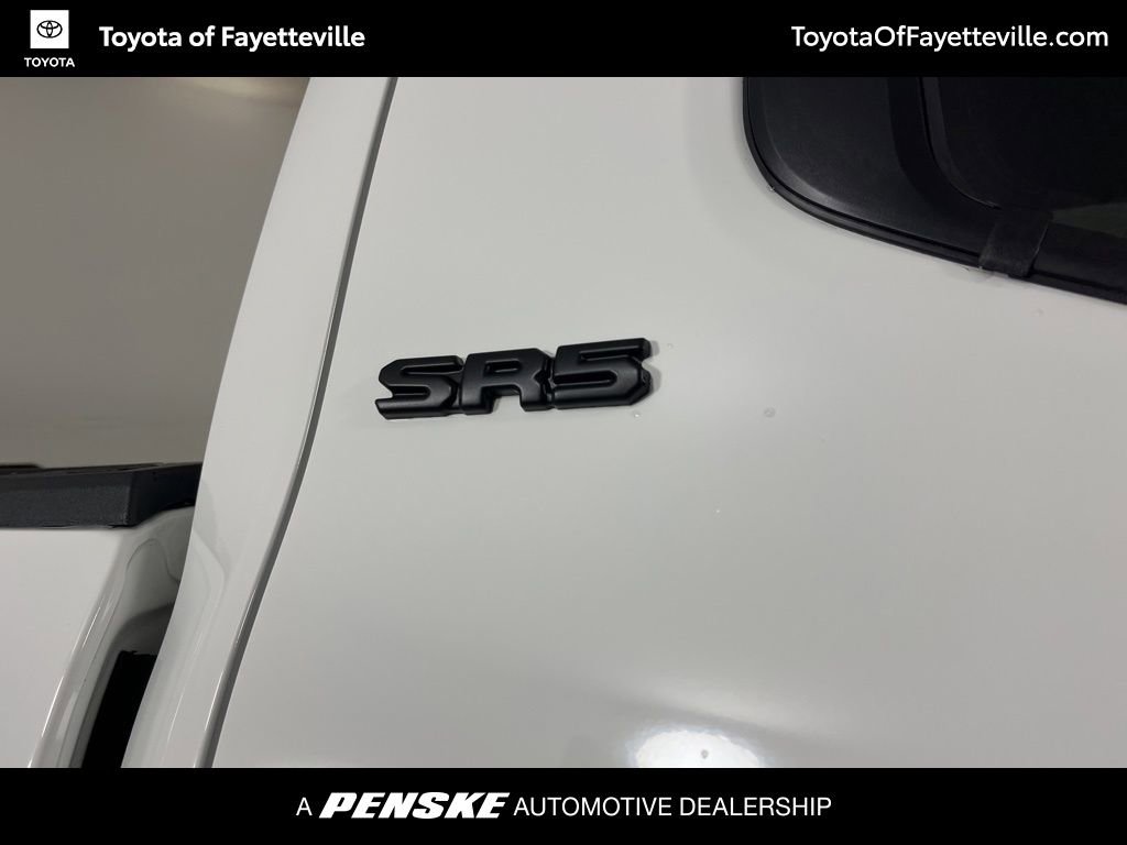 2026 Toyota Tacoma SR5 - Photo 9