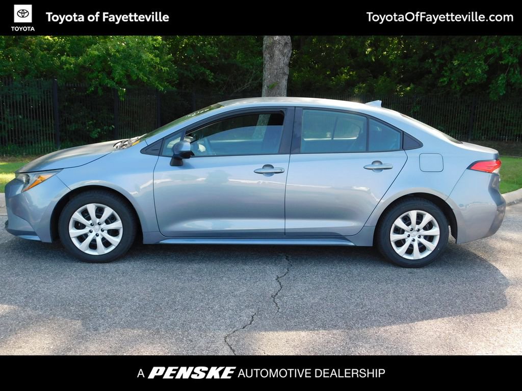 Used 2023 Toyota Corolla LE with VIN 5YFB4MDE8PP002752 for sale in Northfield, Minnesota