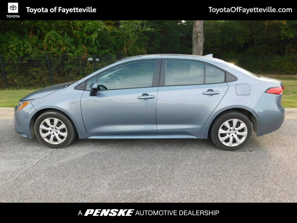 Used 2024 Toyota Corolla LE with VIN 5YFB4MDE2RP099627 for sale in Northfield, Minnesota