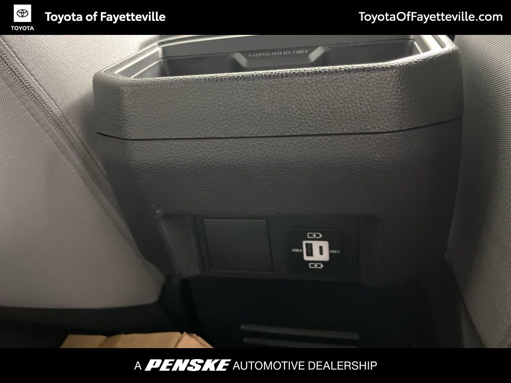 2026 Toyota Tacoma SR5 - Photo 15