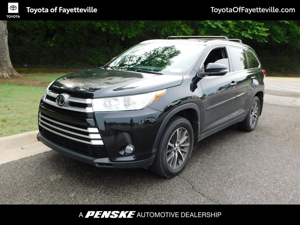 Used 2019 Toyota Highlander XLE SUV