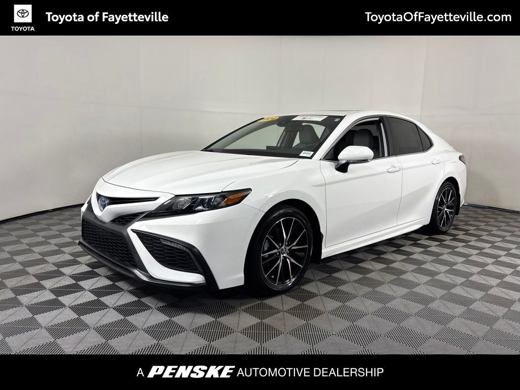 Used 2024 Toyota Camry Hybrid SE Sedan