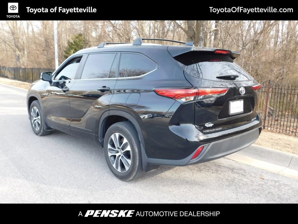 Used 2023 Toyota Highlander XLE SUV