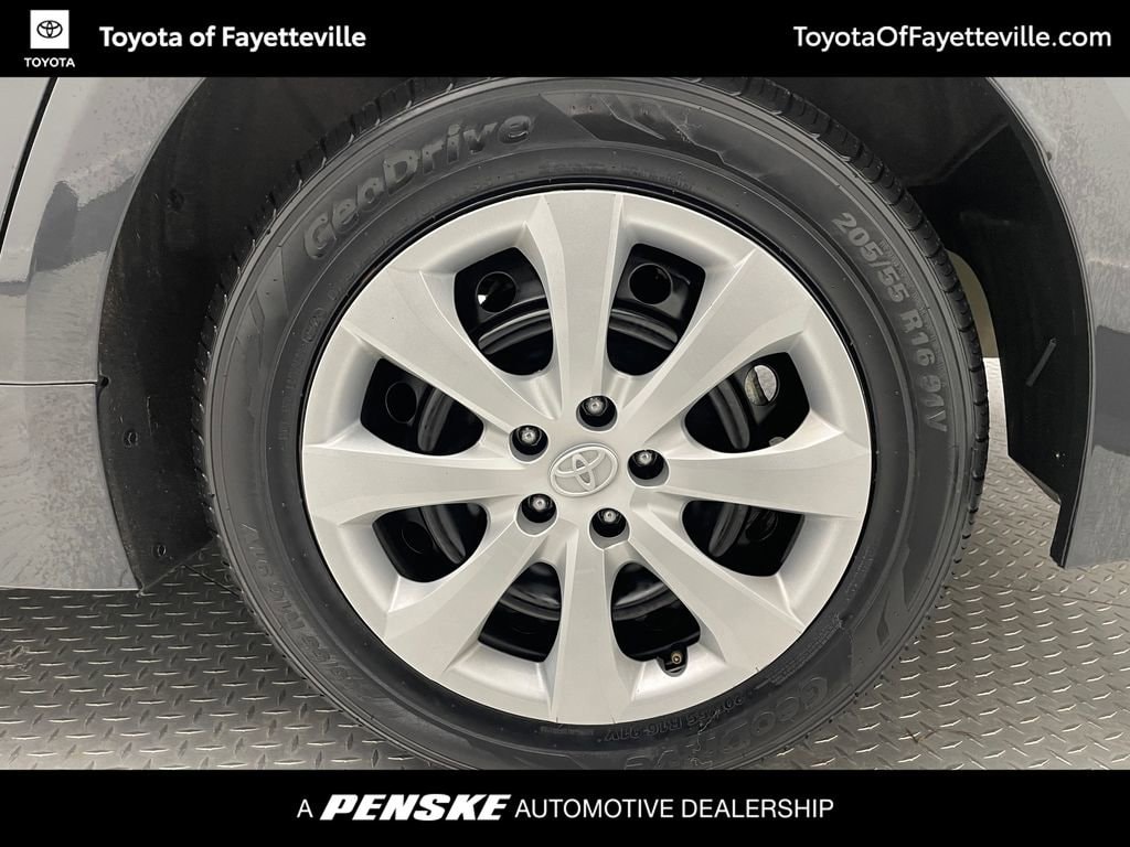 2024 Toyota Corolla LE - Photo 43