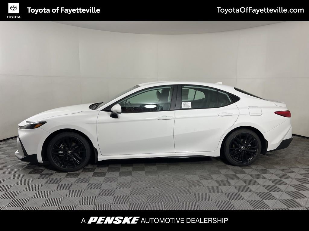 2026 Toyota Camry SE photo 2