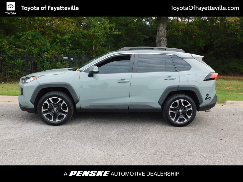 2019 Toyota RAV4 Adventure photo 2