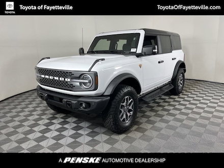 2025 Ford Bronco Badlands SUV