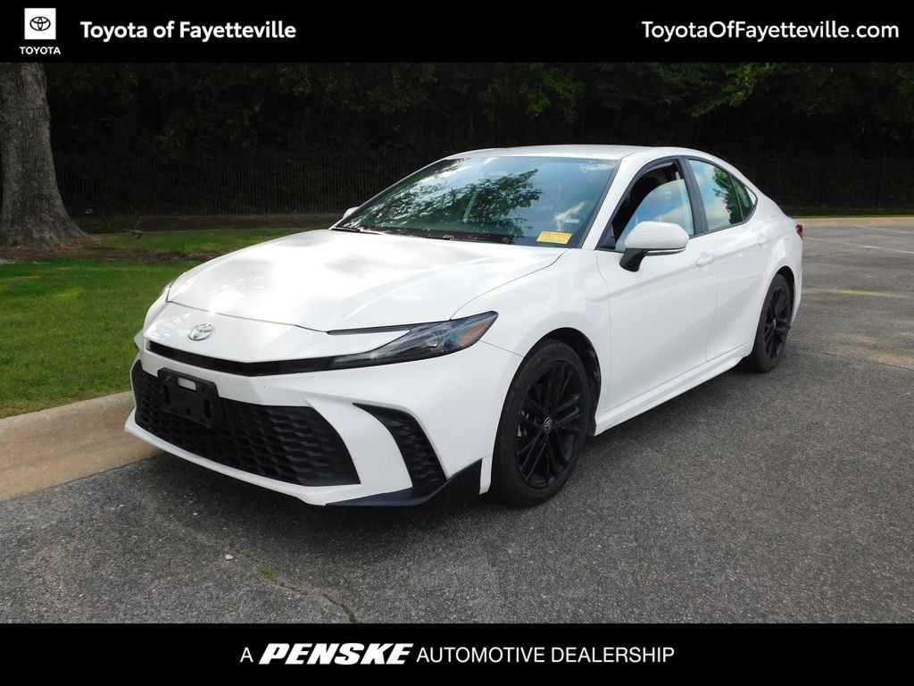 Used 2025 Toyota Camry SE Sedan