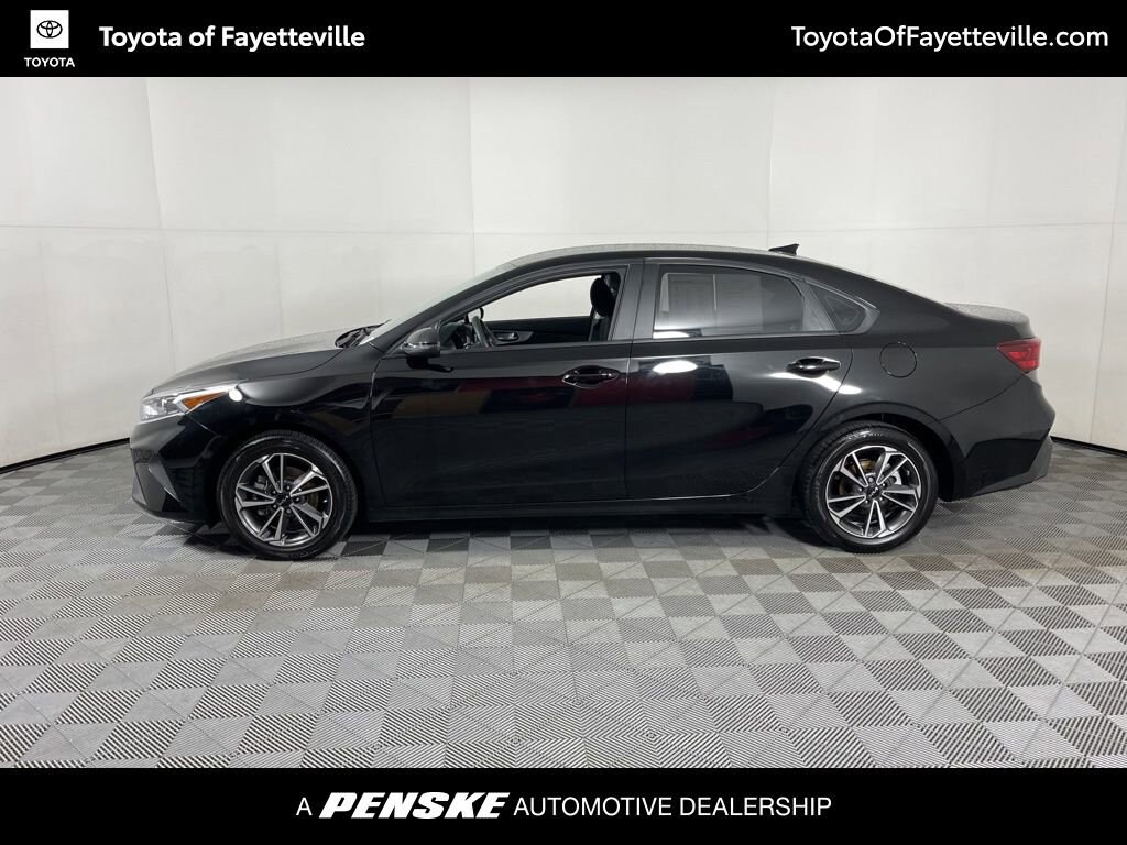 Used 2023 Kia Forte LXS Sedan