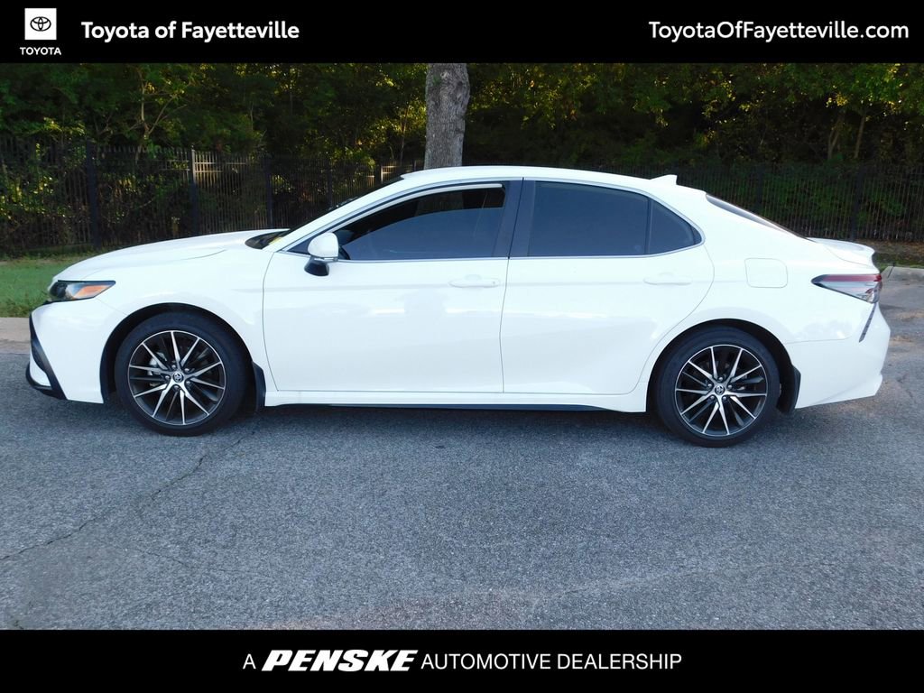2024 Toyota Camry SE photo 2
