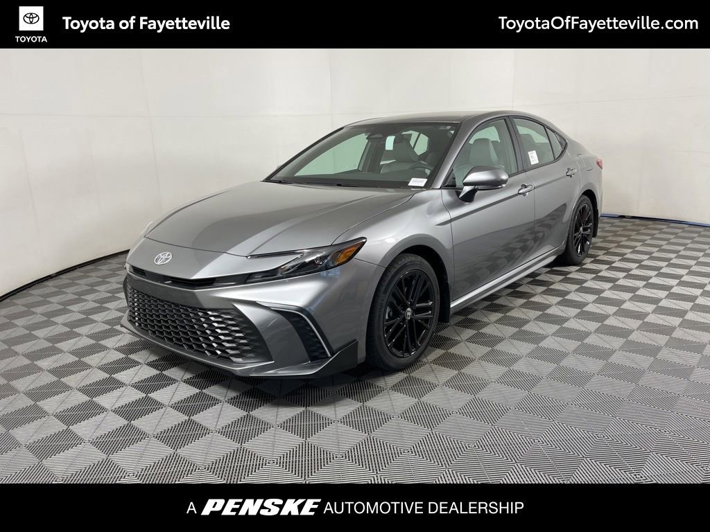 2026 Toyota Camry SE's photo