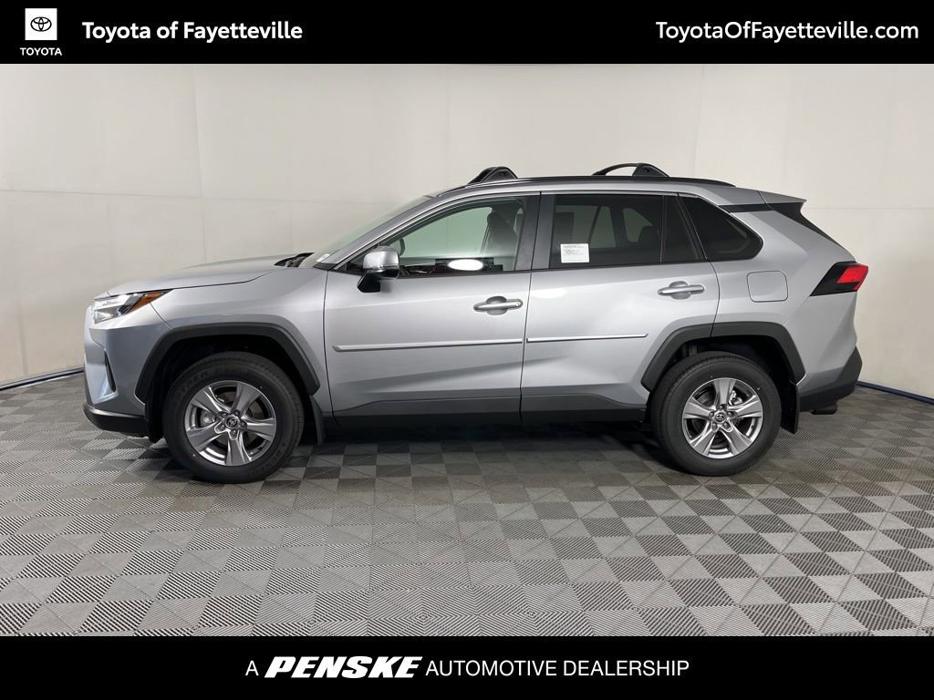 2025 Toyota RAV4 XLE photo 2