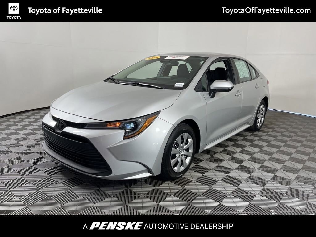 Used 2025 Toyota Corolla LE Sedan