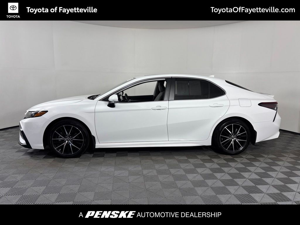 Used 2024 Toyota Camry Hybrid SE Sedan