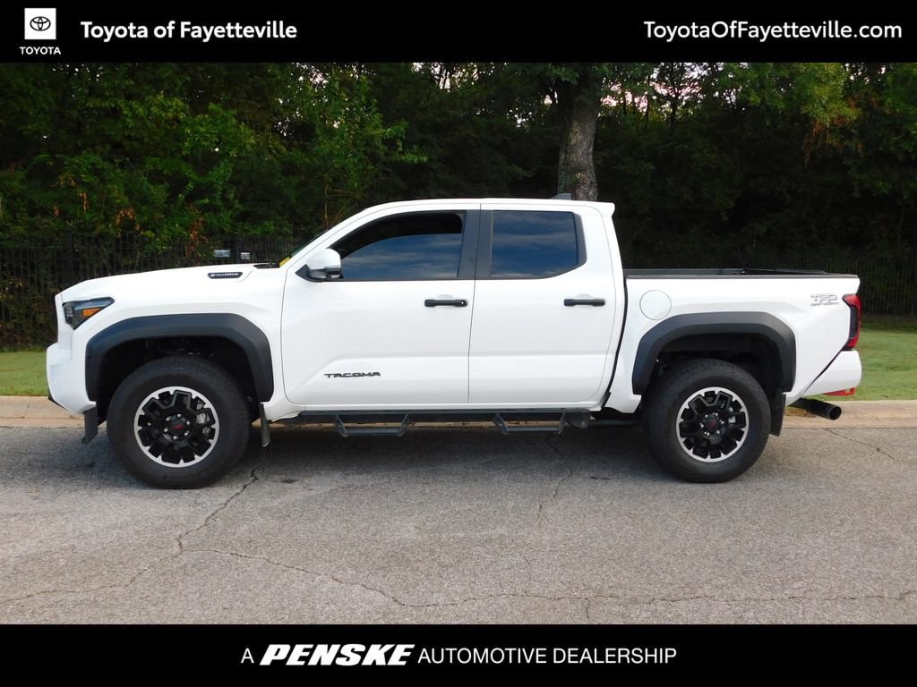 2024 Toyota Tacoma TRD photo 2
