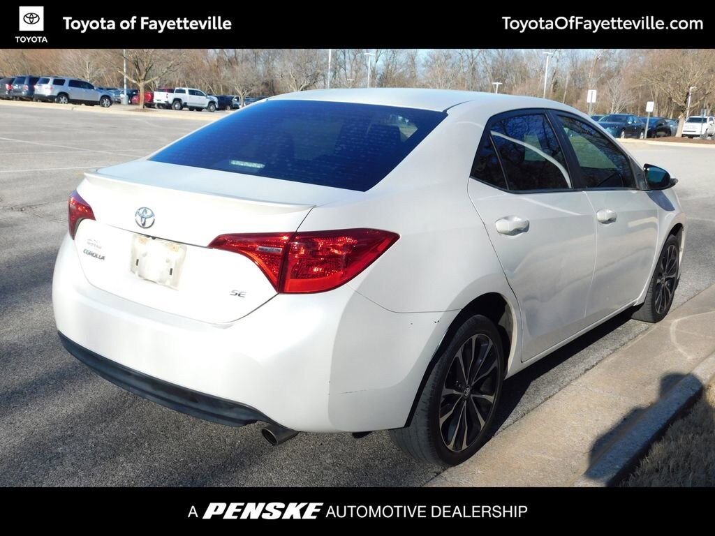 Used 2018 Toyota Corolla SE Sedan