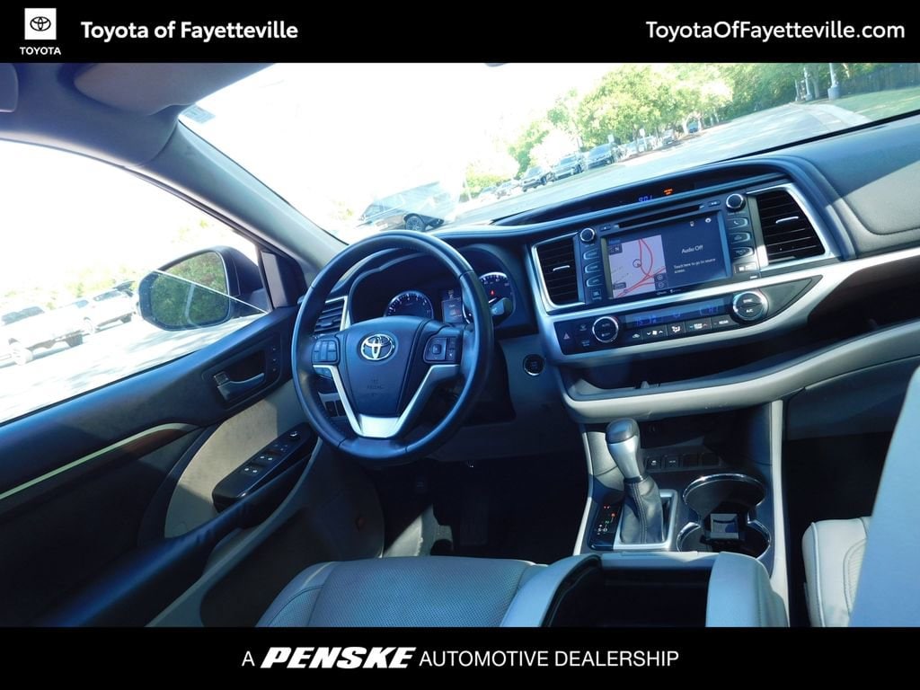 Used 2014 Toyota Highlander Limited SUV