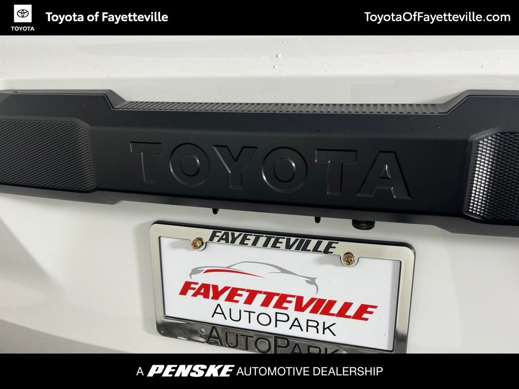 2026 Toyota 4Runner SR5 - Photo 12